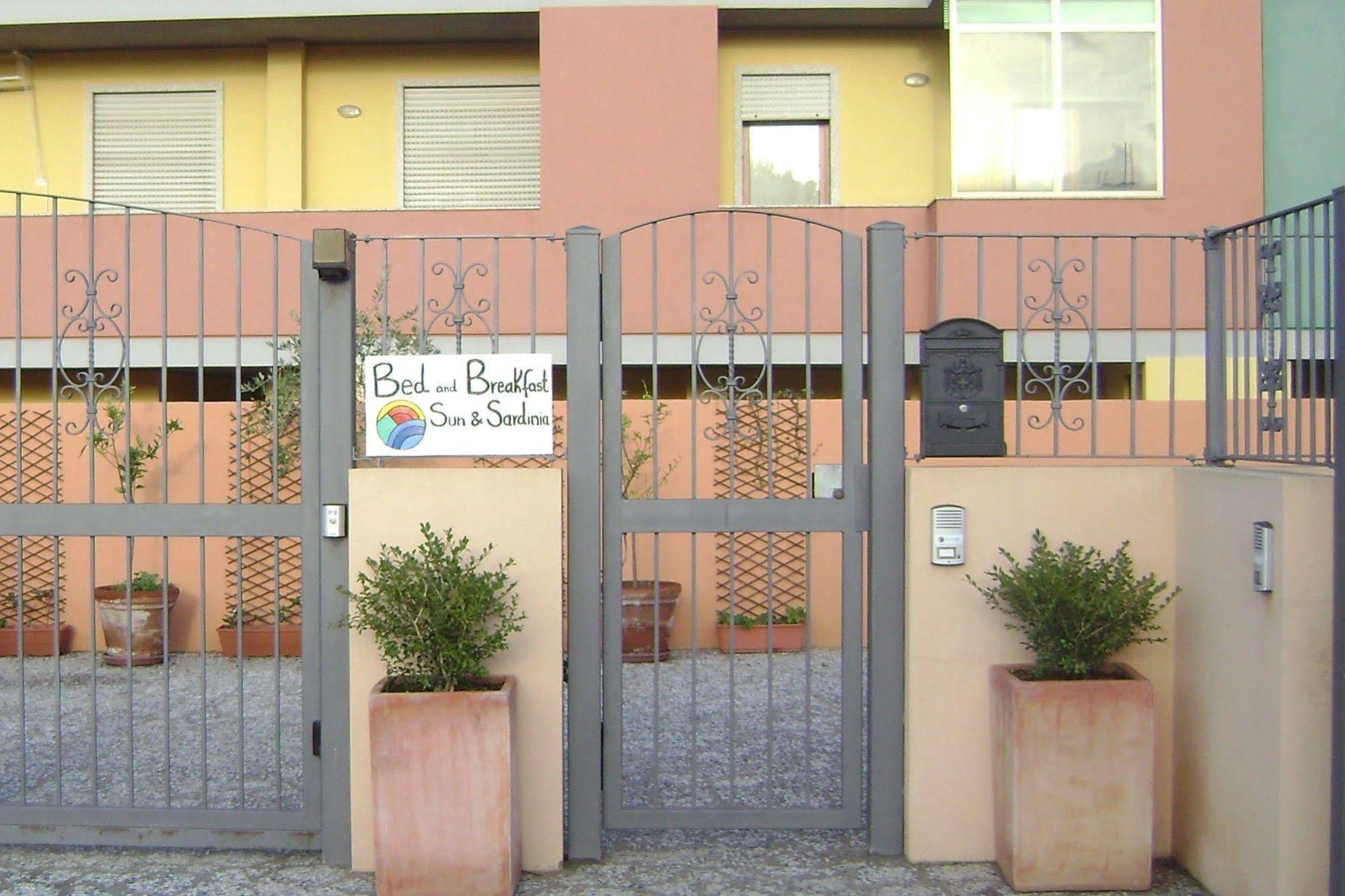 Sun&Sardinia Hotel Monserrato Exterior foto